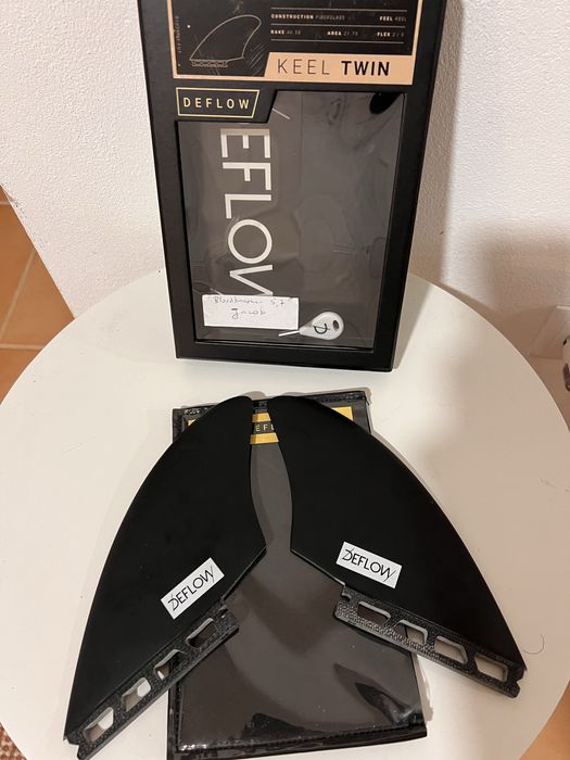 Quilhas twin fin Keel Deflow