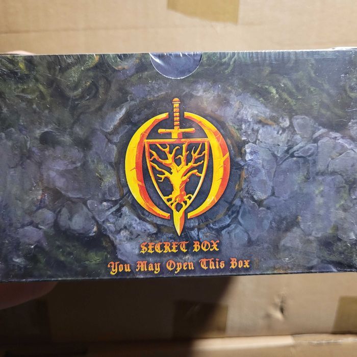 Oathsworn Warden Mystery Box