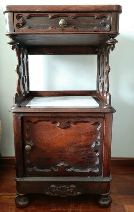 Mobília quarto centenária