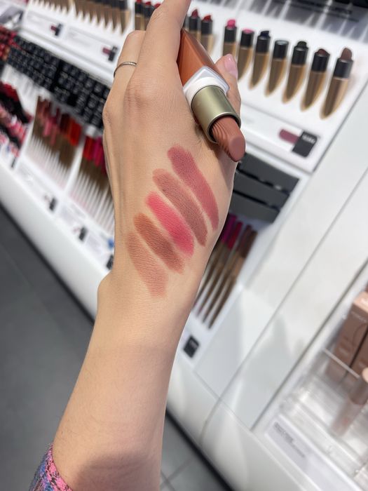 Помада кіко Milano