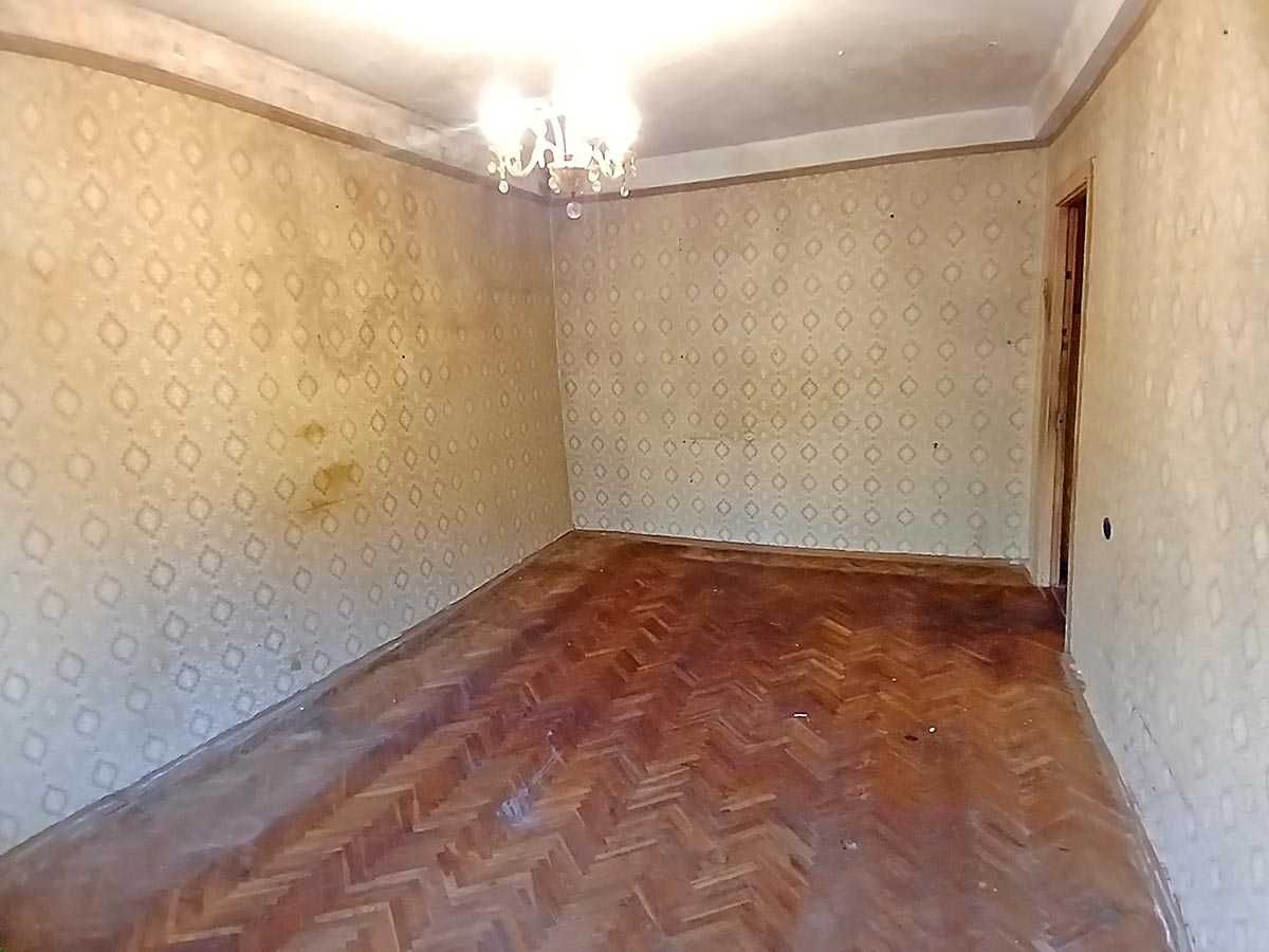 Продам 3 кімн. квартиру 72 кв.м поруч з метро Сирець на вул. Щусєва 36