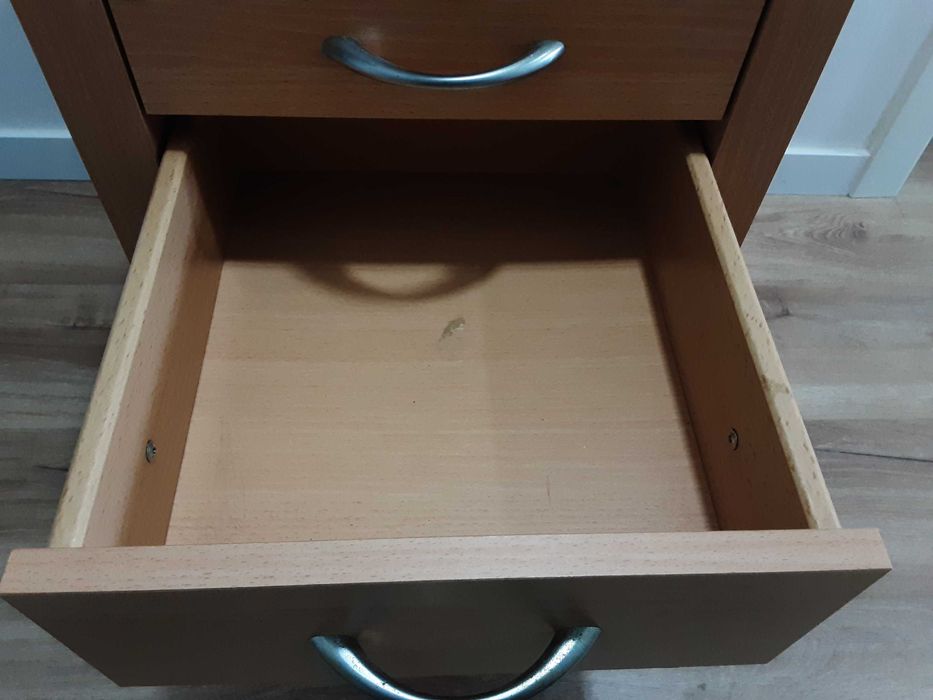 Móvel de Apoio com Gavetas em Madeira