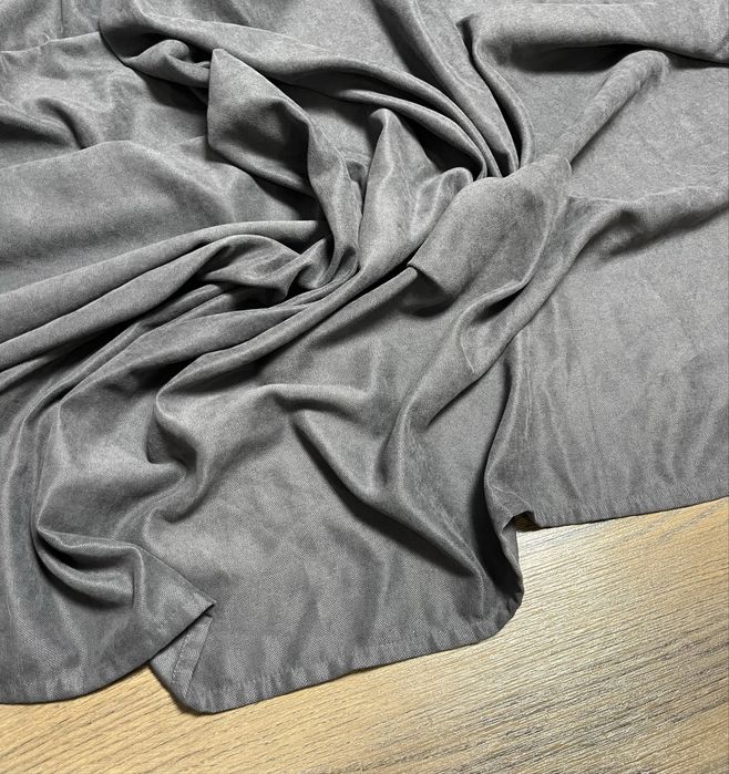 Штора серая, плотная, матовая — 225×200 см / Тесьма