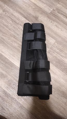 Універсальний бандаж для колінного суглобу(тутор)