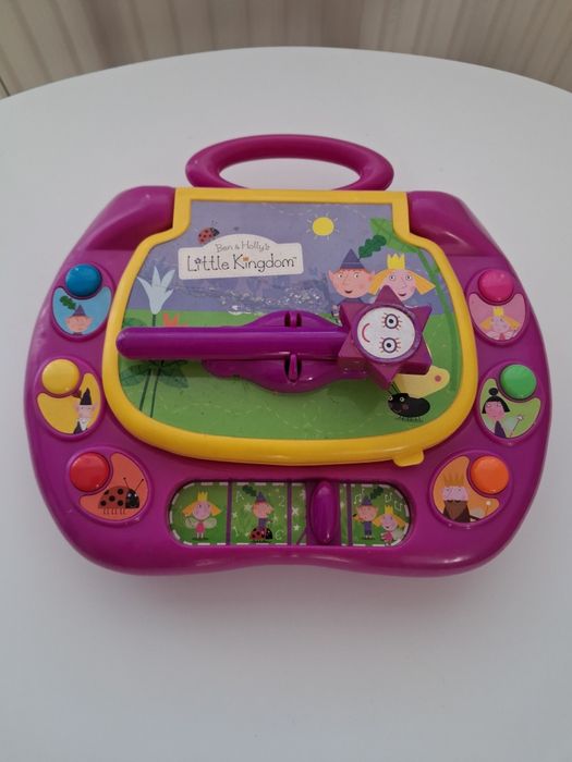Zabawkowy laptop