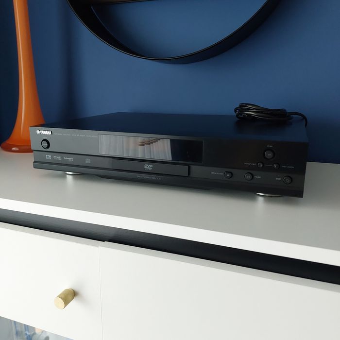 Odtwarzacz DVD YAMAHA S520 uszkodzone