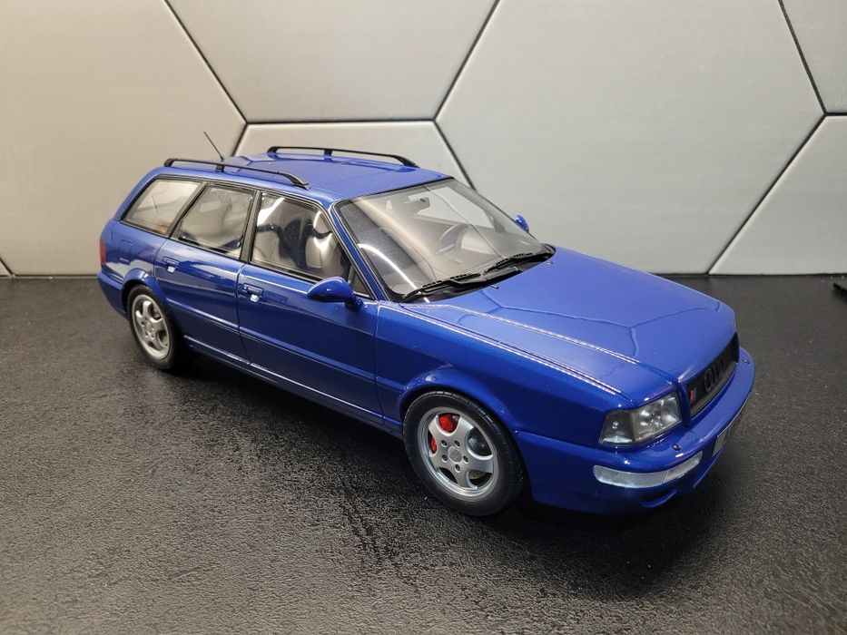 Model Audi RS2 Avant, skala 1/12, Otto Mobile