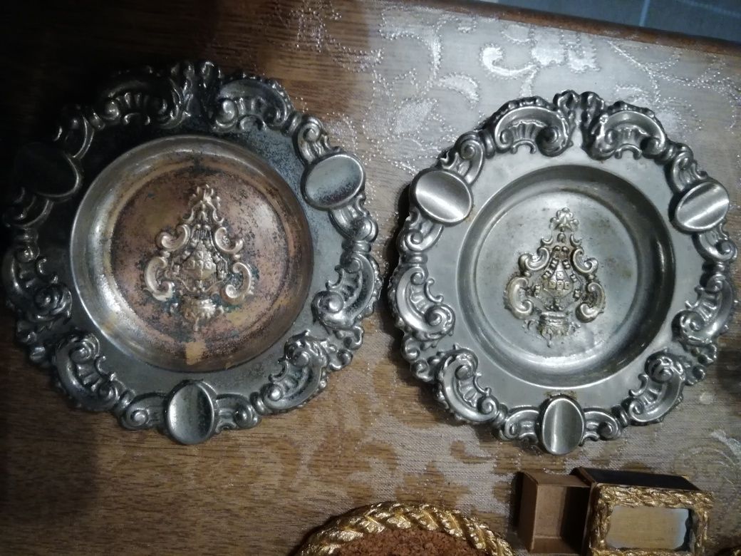 Colecção Antiga Cinzeiros 3 Cachimbos Mais 60 PEÇAS