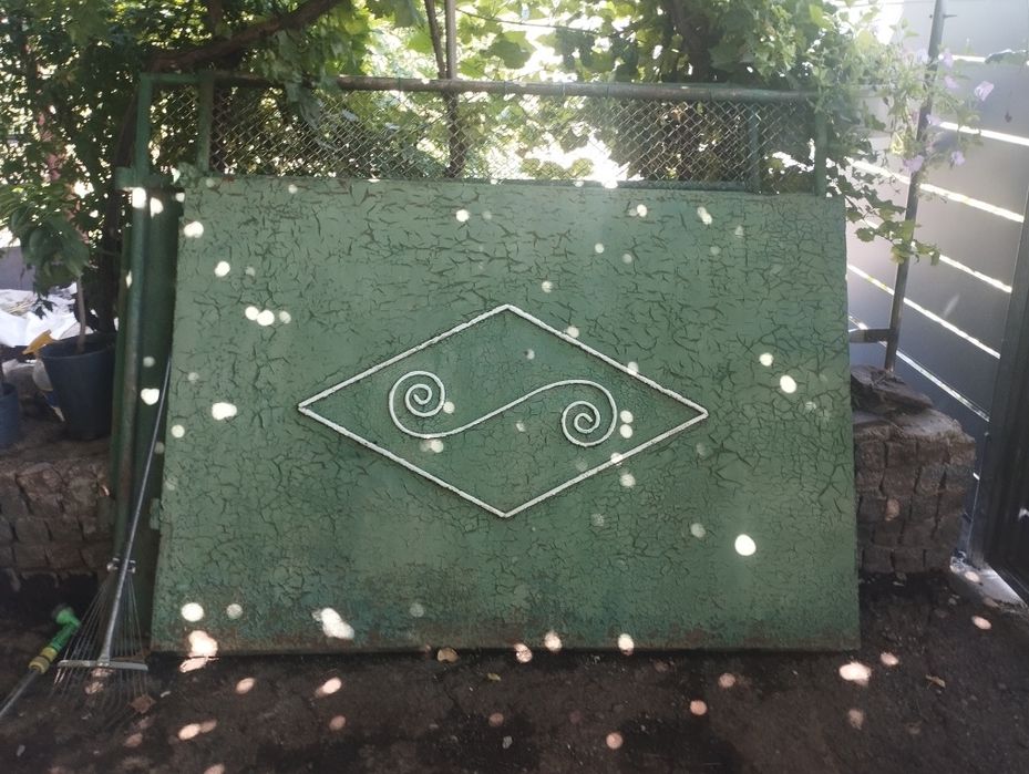 Продам ворота ціна договірна.