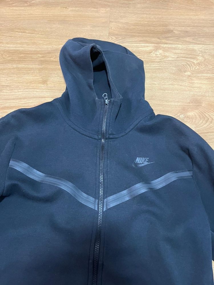 Casaco Nike Tech