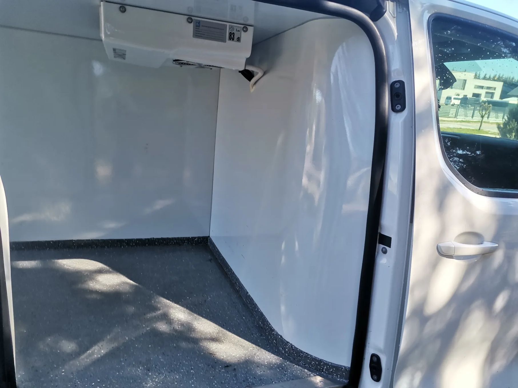 Peugeot Expert Jumpy Proace  Expert Chlodnia 43tyskm fvat jumpy izoterma