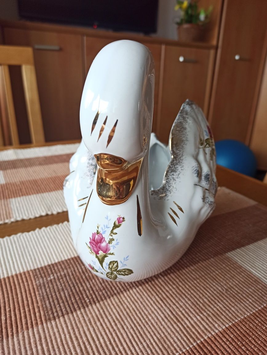 Łabędź duży - porcelana Chodzież