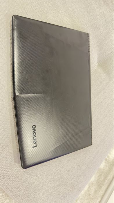 Lenovo Legion Y520 - i7 / GTX 1050TI / 8gb ram / 256gb+1tb