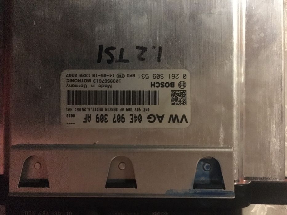 Блок управления двигателем vw Audi seat Skoda 1.2 tsi