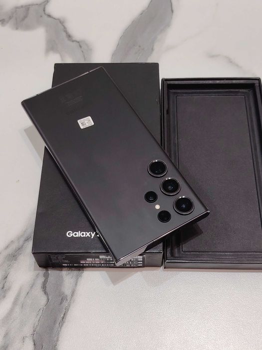 Samsung S23 Ultra - 8/256, 6.8", Snapdragon 8 gen 2 / 2 фізичні СІМ!