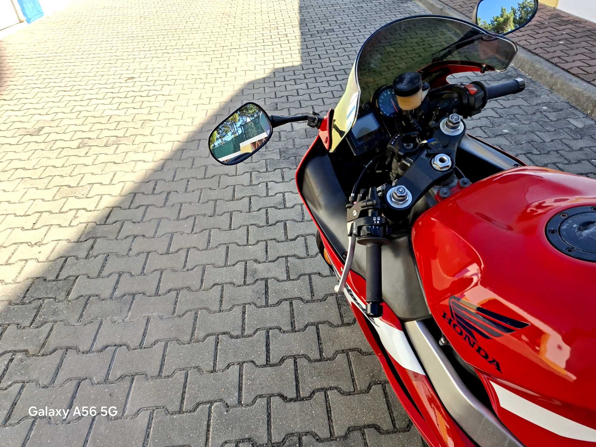 Segue para venda Honda Cbr 929rr