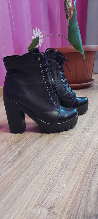 Ботинки  шкіряні