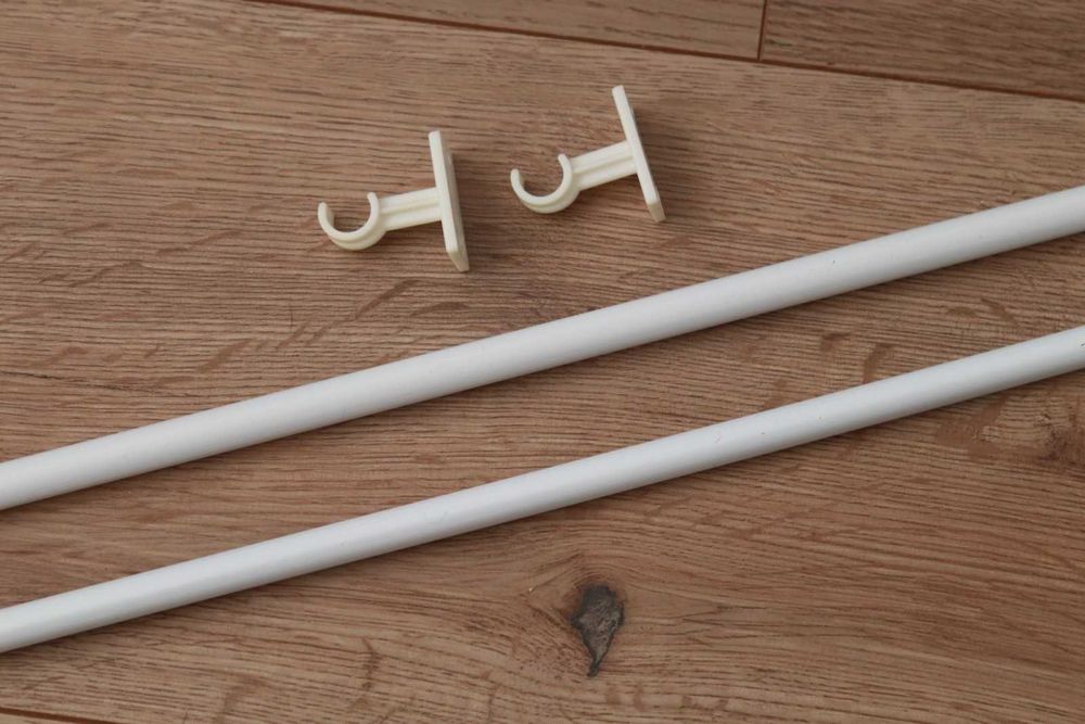 pojedynczy karnisz biały teleskopowy 120-230 cm