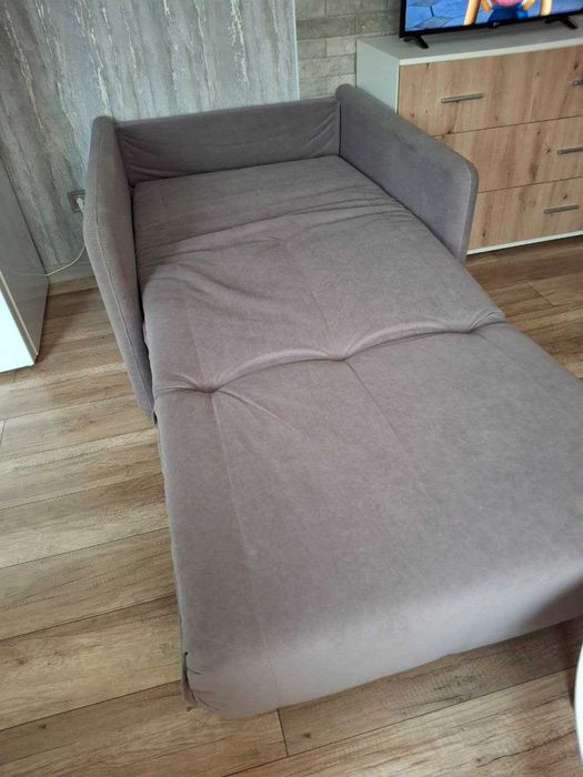 Розкладне крісло