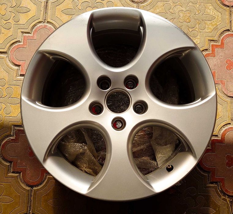 Диск Volkswagen Golf 6 GTI