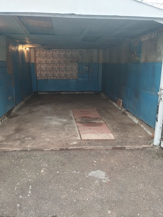 Гараж металевий автокооператив "Політ"