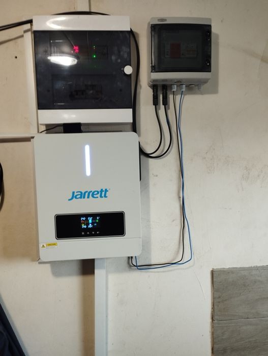 Гибридный инвертор 4.2 кВт.