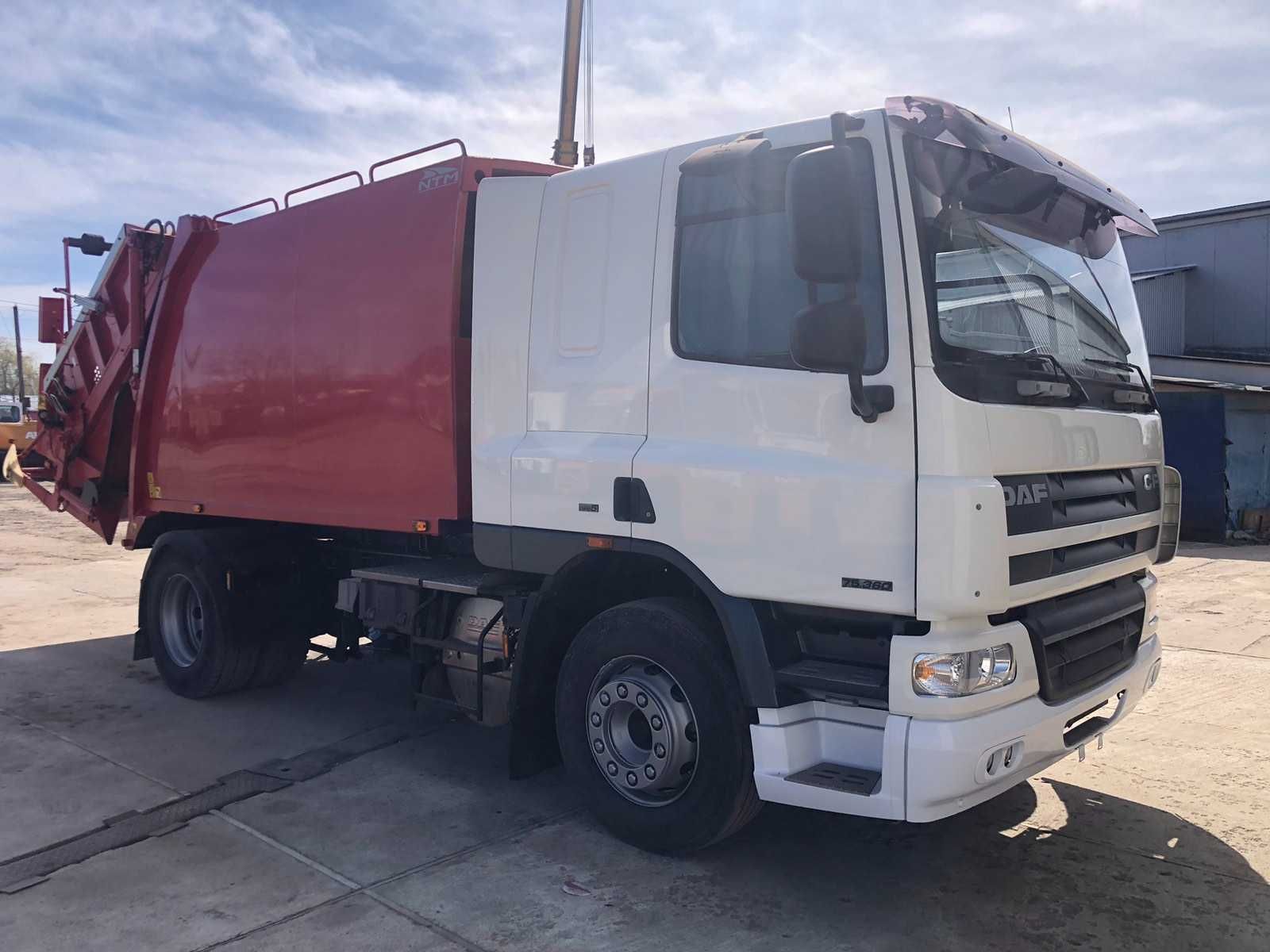 Сміттєвоз DAF CF 75.360 простіший як Man NTM KGLS-HL 11m3 мусоровоз