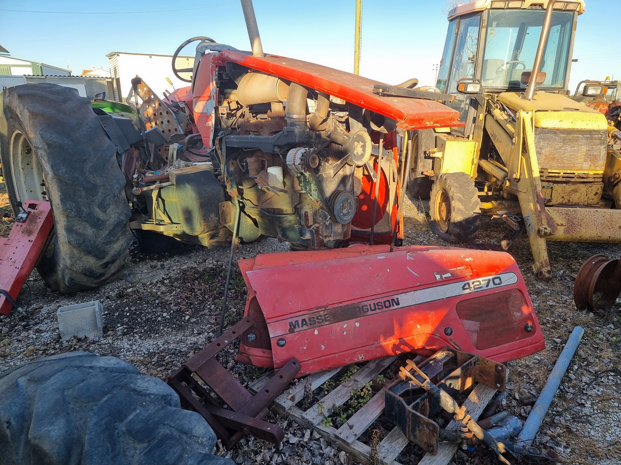 Trator Massey Ferguson 4270 para peças