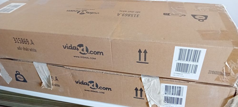 Cadeira com mesa de jardim exterior