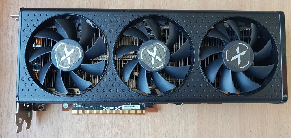 Відеокарта XFX Radeon RX 6600 XT Speedster QICK 308