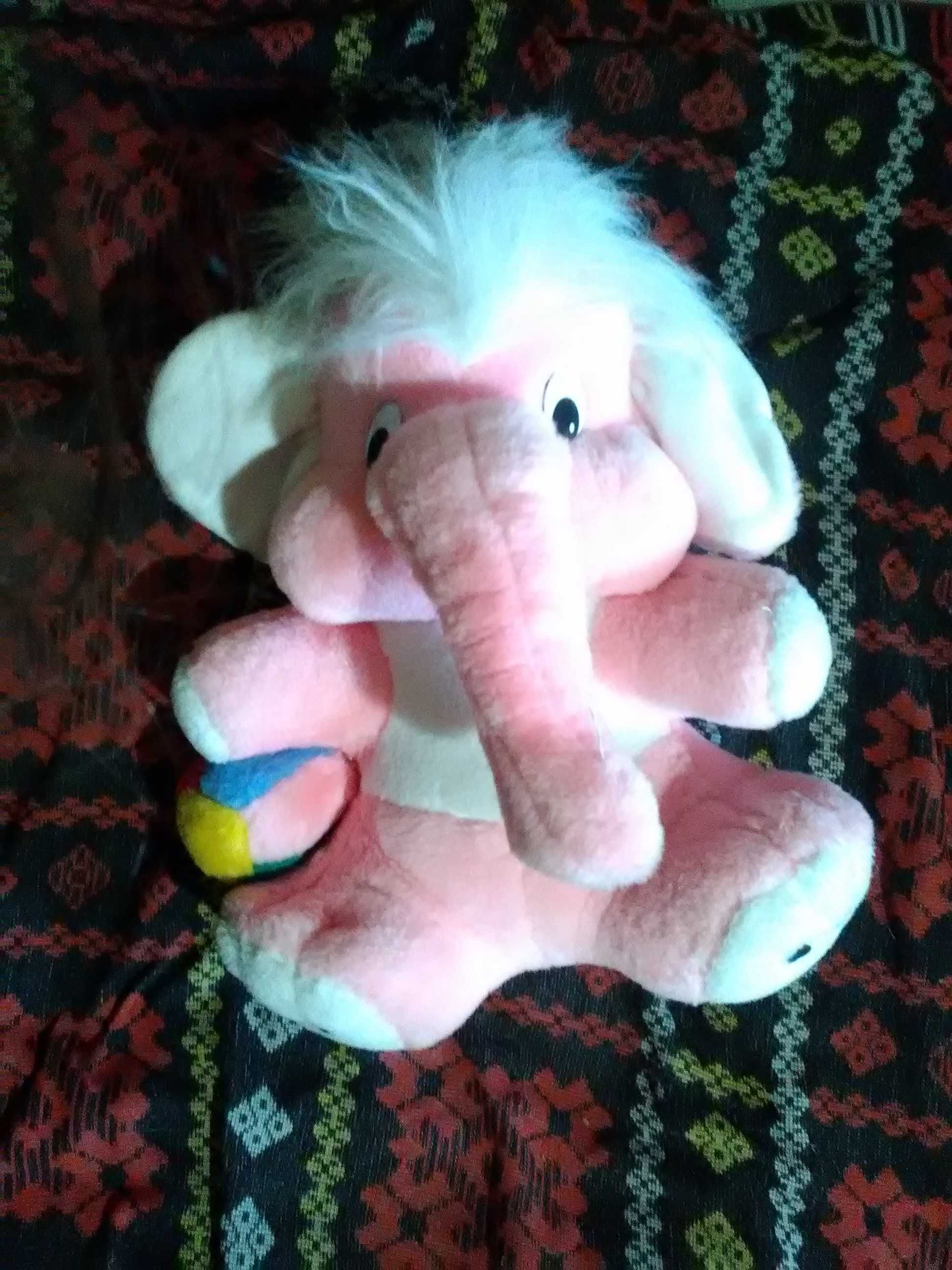 Мягкая игрушка – большой розовый слон