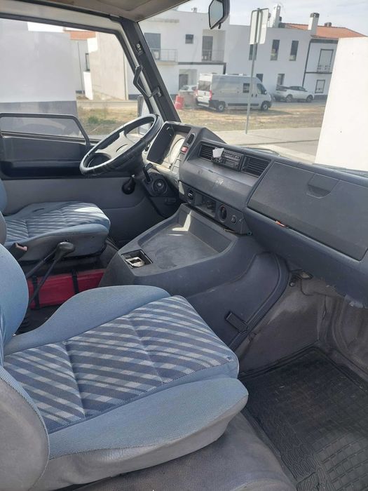 Mercedes MB 100 9 Lugares