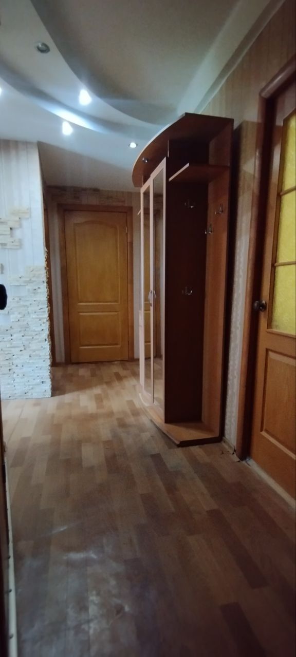 Трикімнатна квартира з автономним опаленням у затишному районі