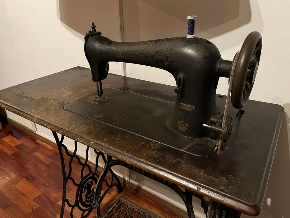 Máquina costura Singer