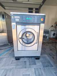 Професійна пральна машина 23 кг Ipso HF234c