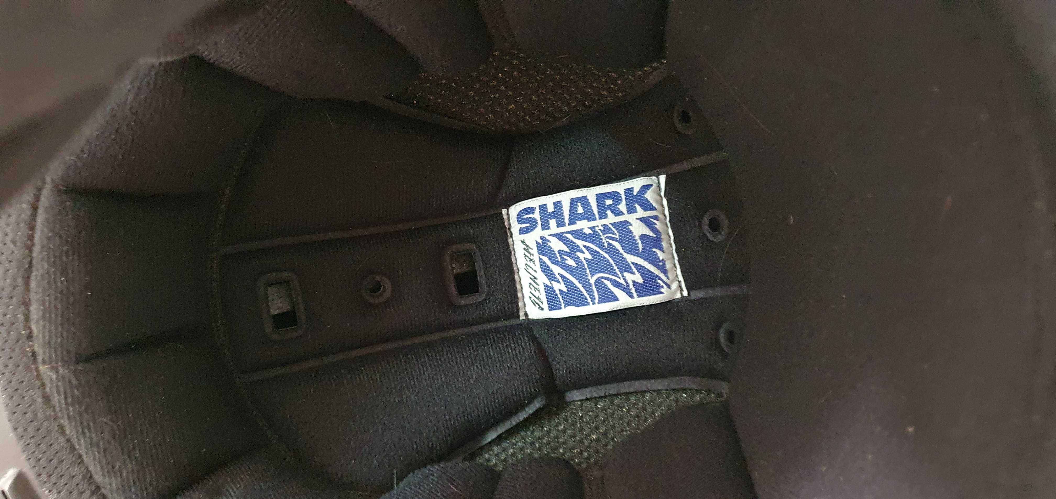 Capacete Shark Dark Spirit - Tamanho S