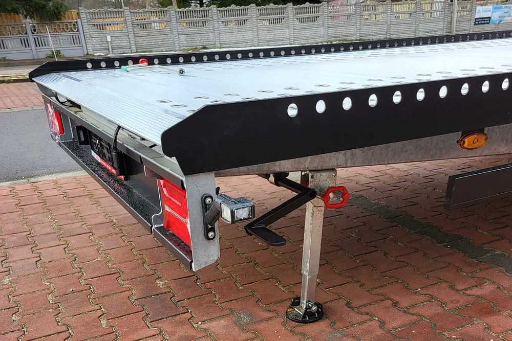 Laweta na 2 auta 8,5 x 2,1 m DMC 3500 kg.