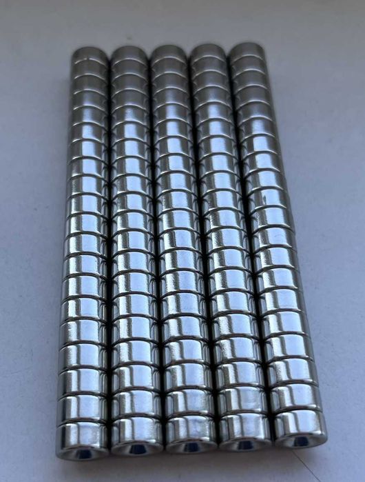 Неодимовий магніт кріпильний монтажний кільце D10-d7 / 3,5 xh5 мм