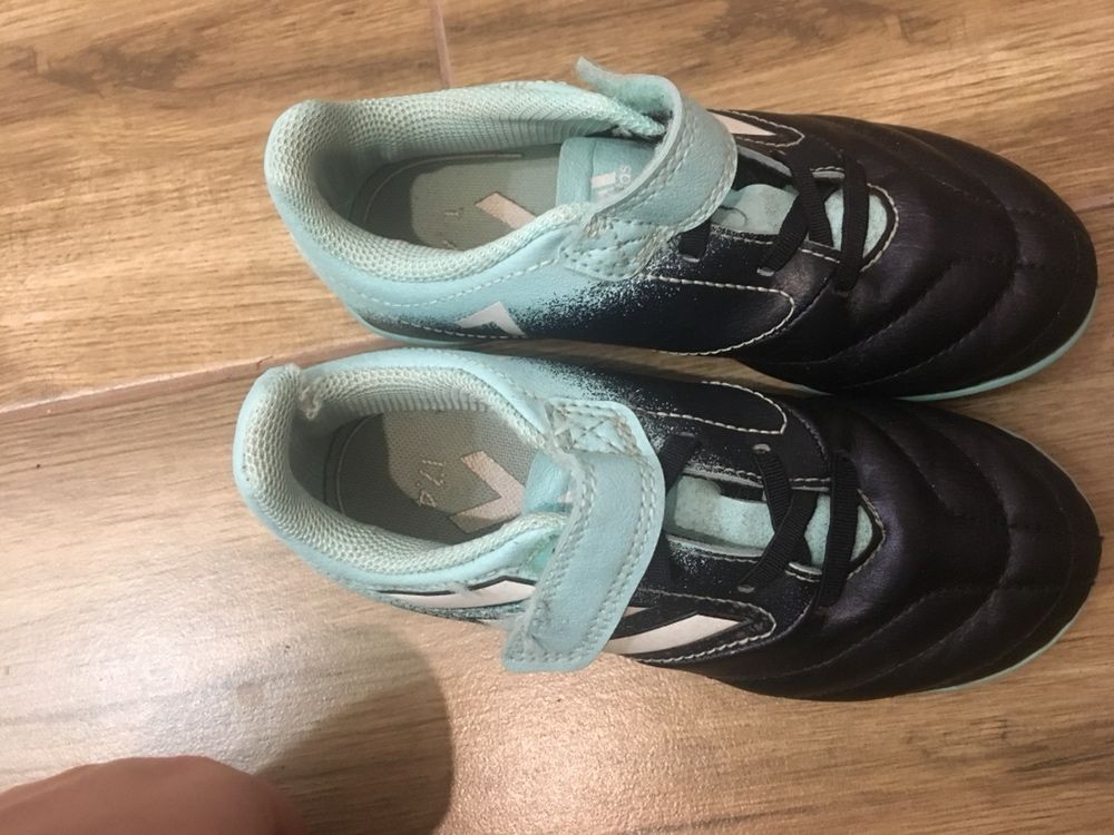 Halówki adidas rozmiar 30,5