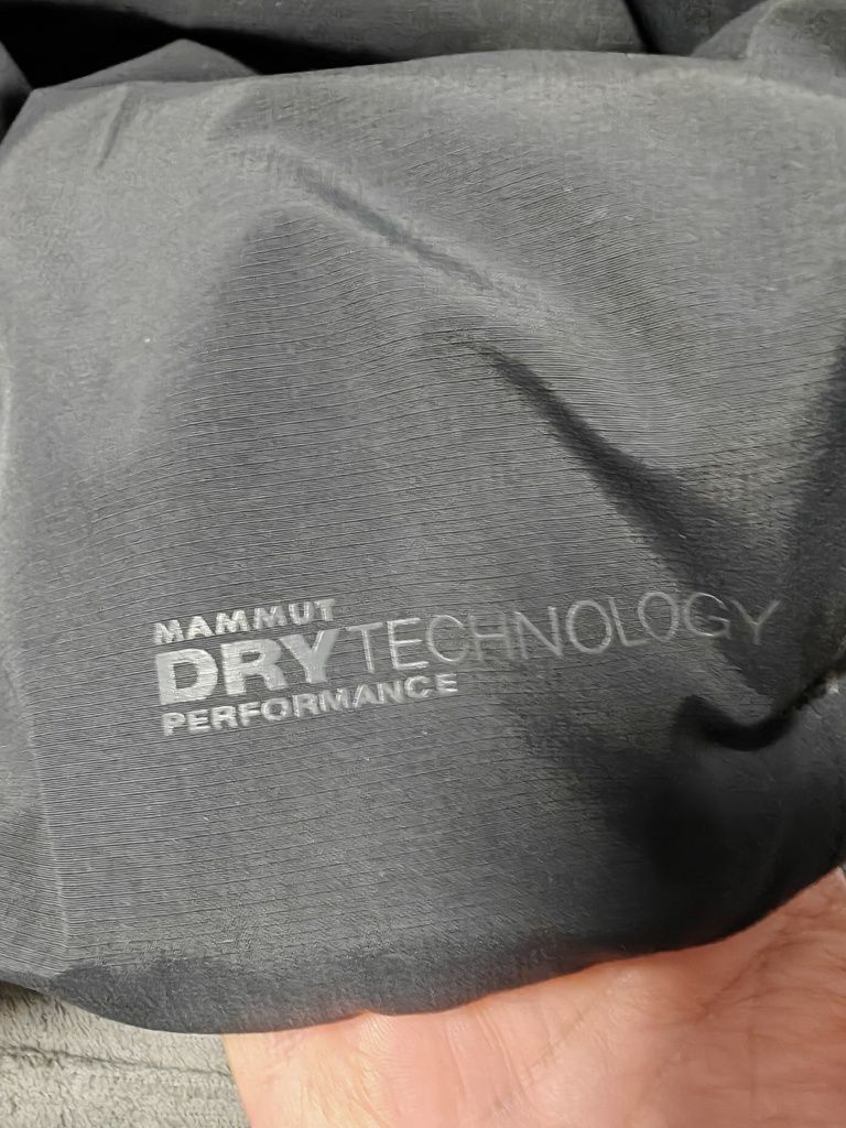 Super model kurtki typu Hardshel Mammut DryTechnology Performance XL