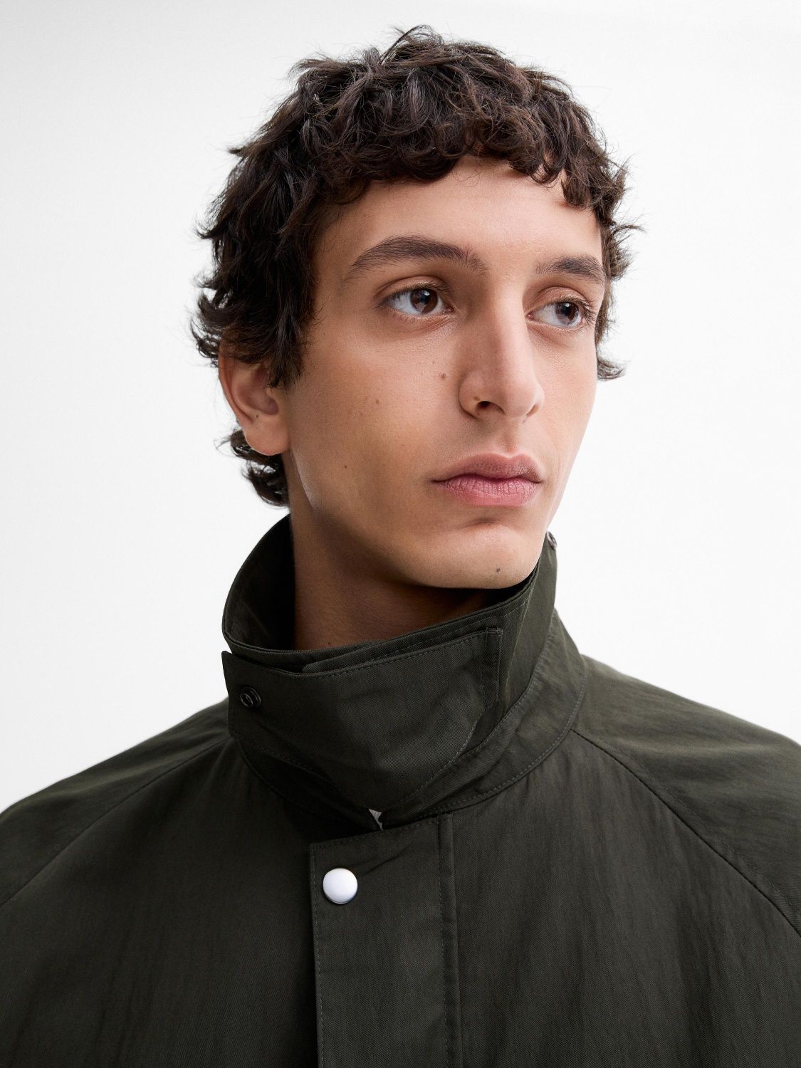 Куртка ветровка мужская Massimo Dutti 3436/512