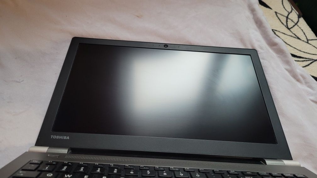 Toshiba TECRA Z50-C 15.6" i7-6600U 2.60GHz 12GB RAM ноутбук