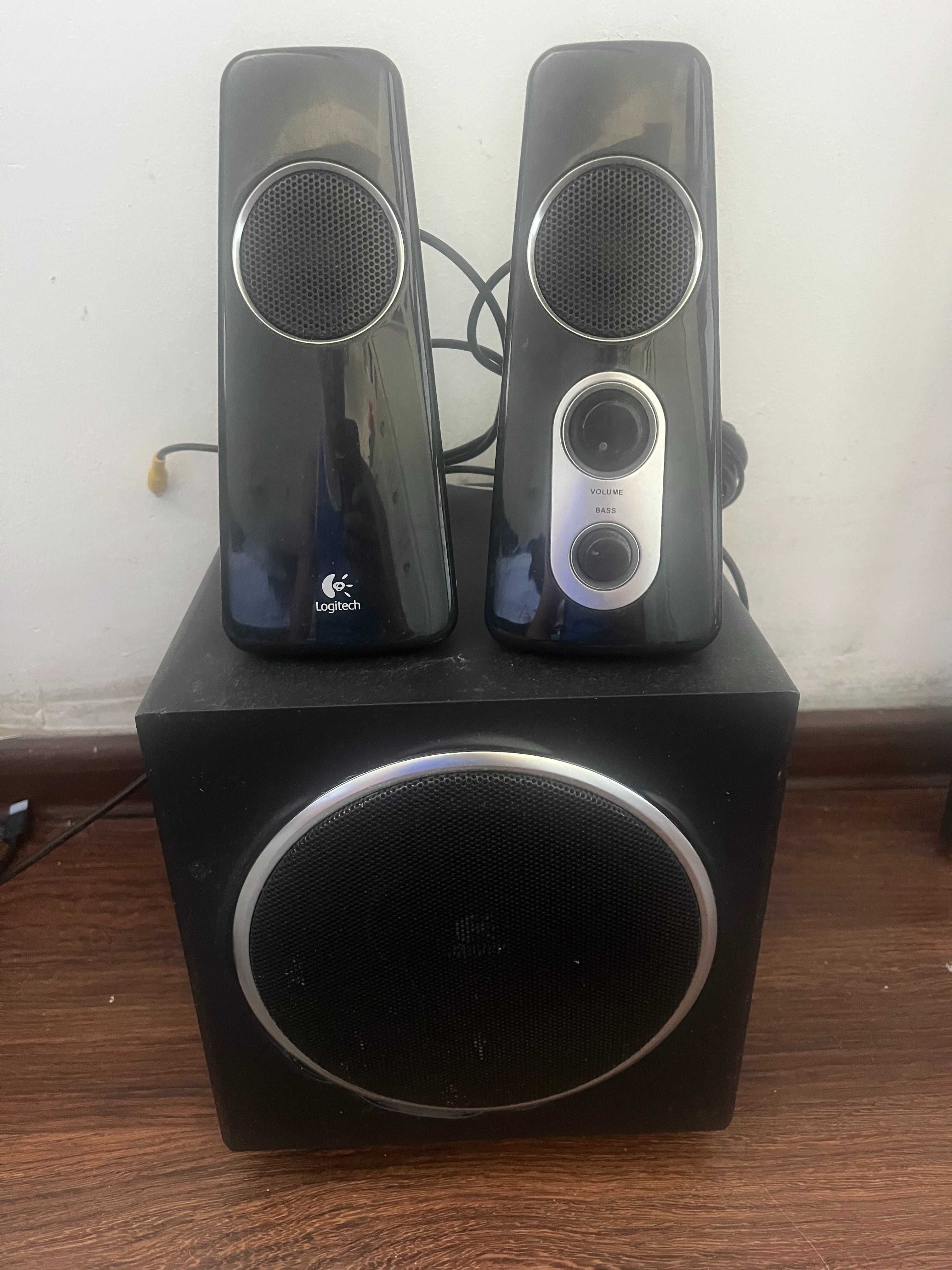 Komputer HP i3 z monitorem LG 22cale