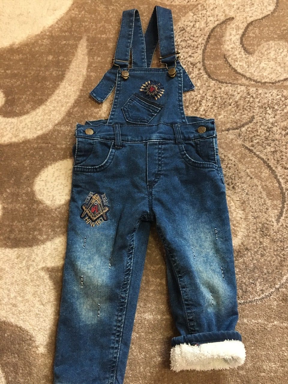 Детский джинсовый комбинезон на (1-1.5 года)
