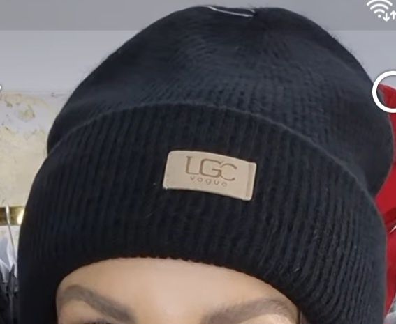 Czapka damska czarna