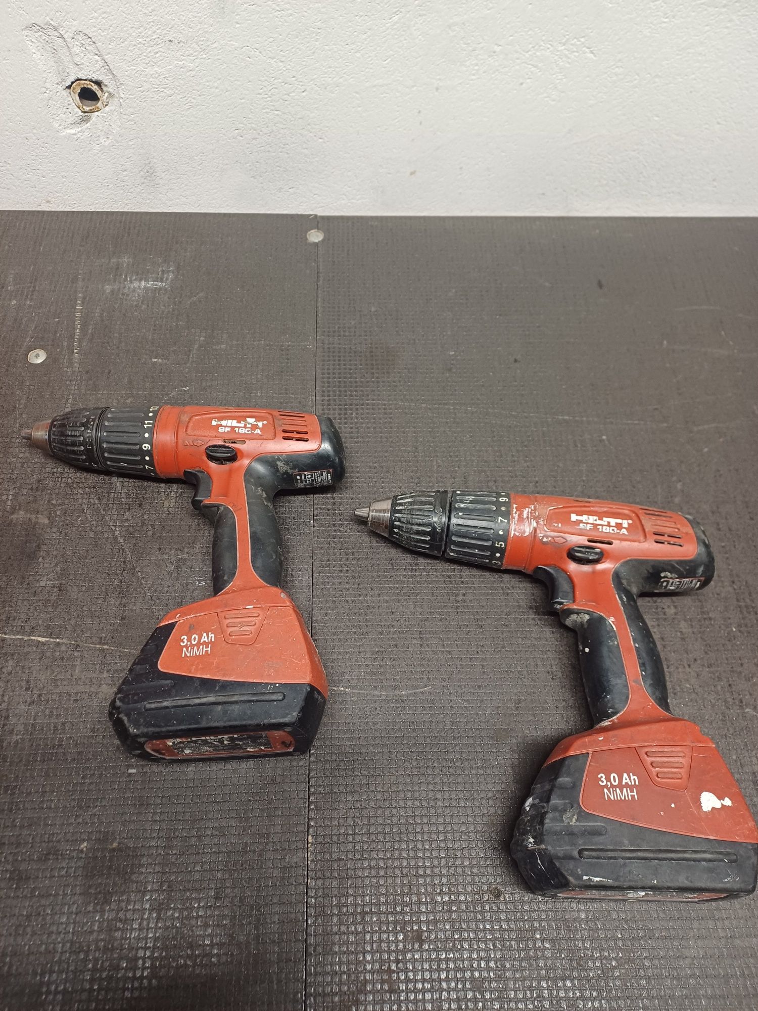 Wkrętarka wiertarka HILTI 180 SF-180A 4 Akumulator