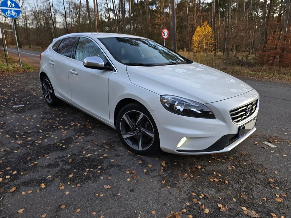 Volvo V40 Volvo V40 2.0 D3 150KM R-Design Niski Przebieg