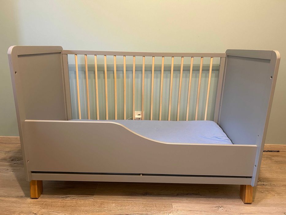 łóżeczko dziecięce Kinderkraft Nico i materac oraz 3 organizery