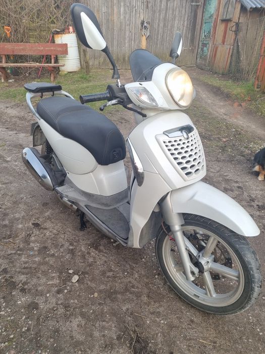 Aprilia Scarabeo 125