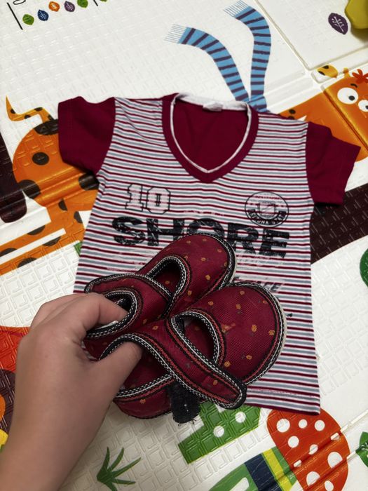 Капчики 21р. та футболка дитяча 80р.